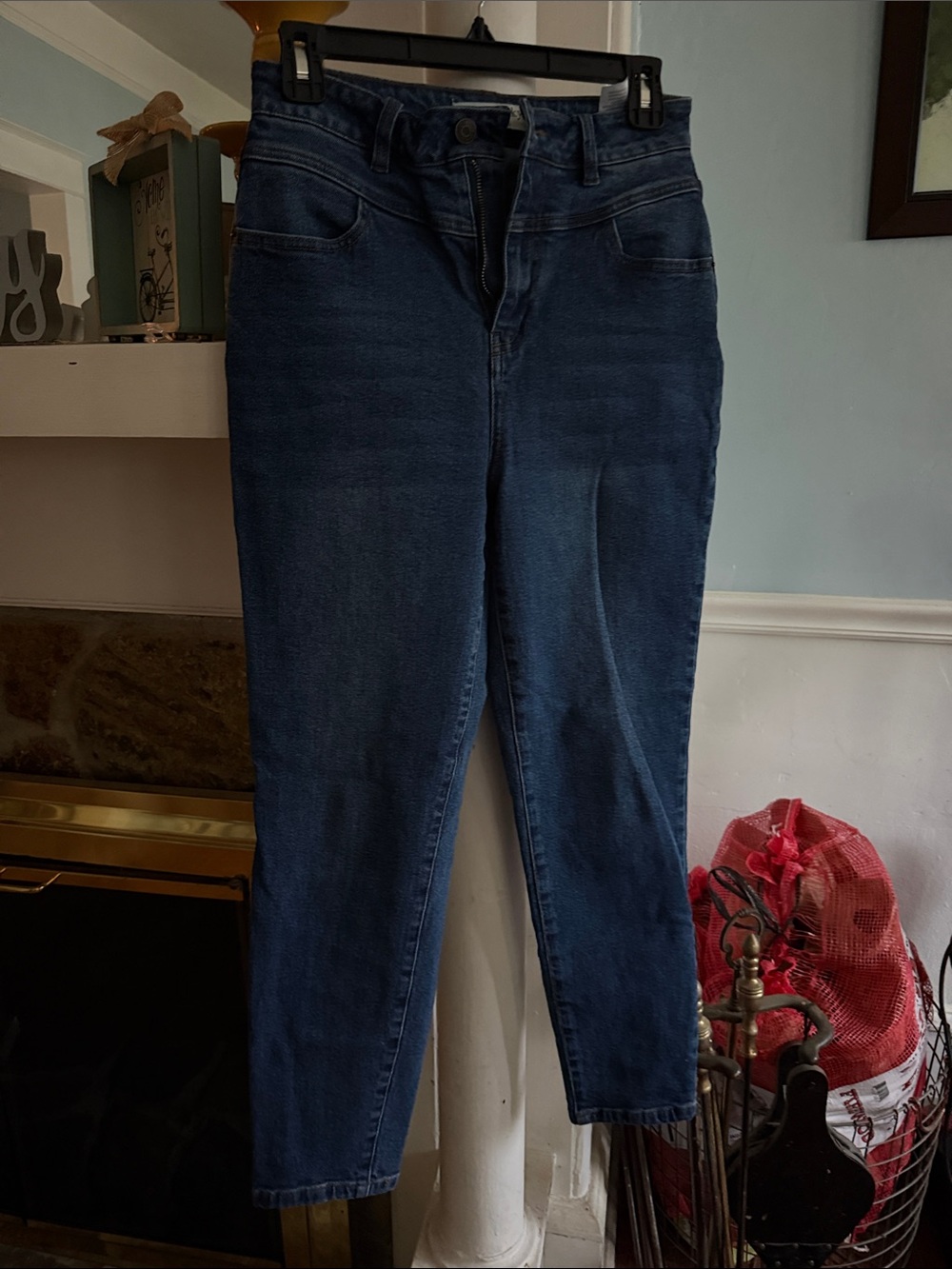 Women's High-Rise Skinny Jeans in Dark Blue